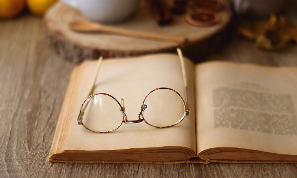 Autumn, Eye Health and Working From Home: Why Seasonal Changes Matter